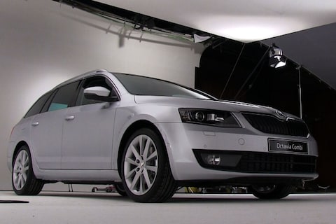 Journaal - Exclusieve onthulling Skoda Octavia Combi