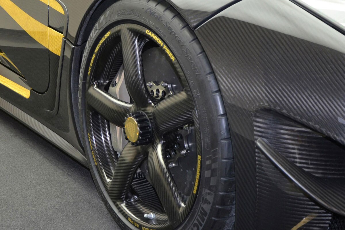 Koenigsegg Hundra teaser