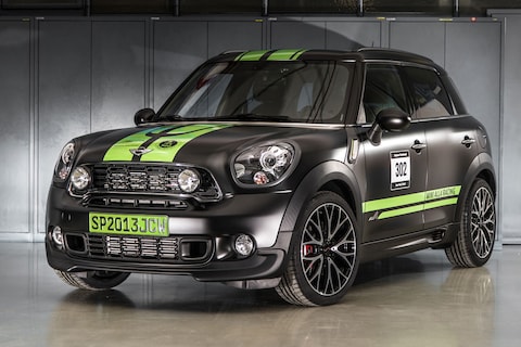 Feestelijke Dakar-editie voor Mini Countryman