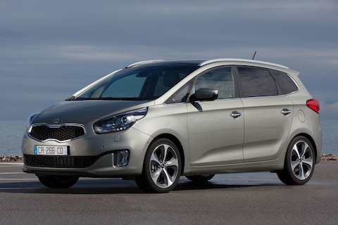 Kia Carens 1.6 GDI Super Pack