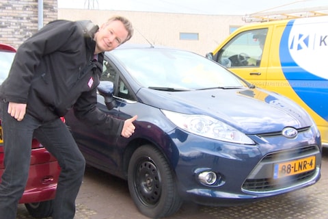 Achteruitkijkspiegel: 'Ik wil een kale Corsa'