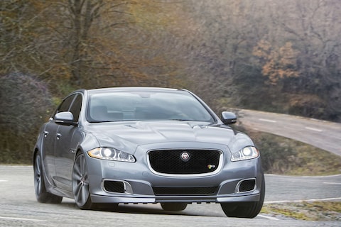 Knallen in stijl met de Jaguar XJR