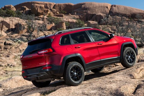 Jeep Cherokee laat zich vanuit alle hoeken zien