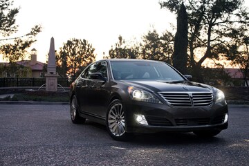Hyundai Equus