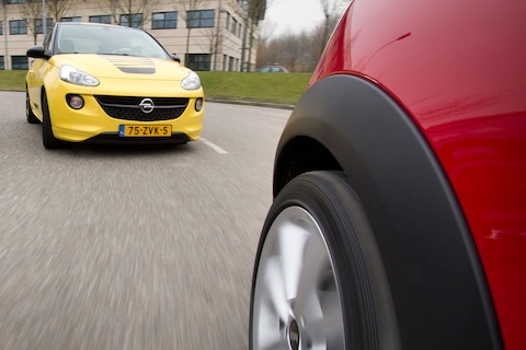 Vergelijkende Test - Opel Adam vs. Mini One
