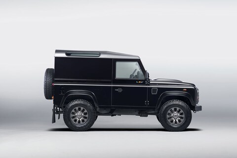 Land Rover Defender LXV tóch naar Nederland