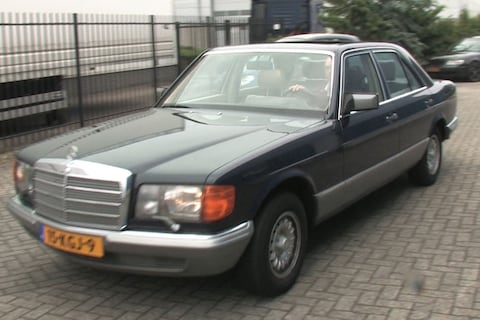 Op de rollenbank - Mercedes-Benz 280 SE (1985)
