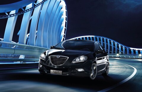 Italiaanse cocktail: Lancia Delta S Momodesign