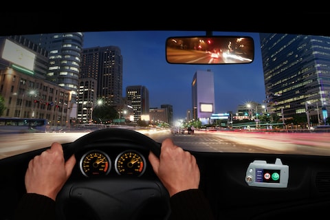 Hulpsystemen mogen bij rijexamens