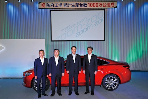 Mazda-feestje: Tien miljoenste uit Hofu