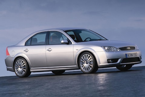 VriMiBolide: Ford Mondeo ST220