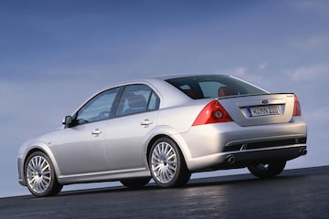 Ford Mondeo ST220