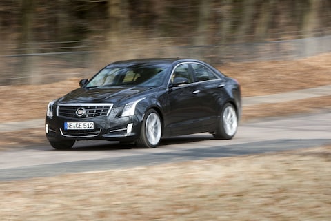Cadillac ATS 2.0 T Elegance (2013)