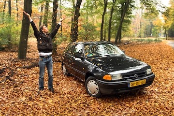 Opel Astra 1.6 - Klokje rond