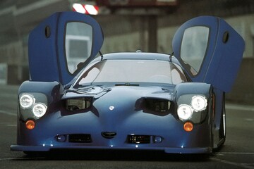 Panoz GTR-1