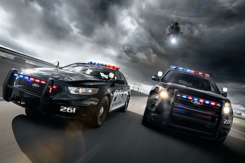 Wedstrijdje tussen Amerikaanse cop cars