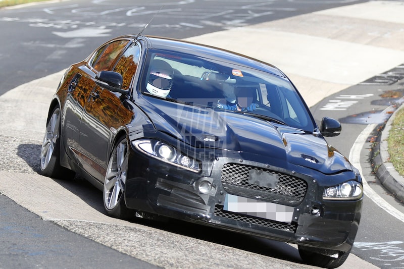 Jaguar XF Spyshots