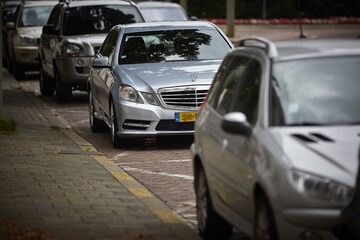 Geparkeerde auto's (foto ANP)