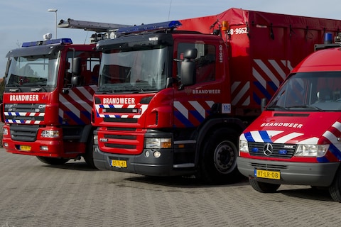Brand verwoest zeldzame oldtimers in Deil