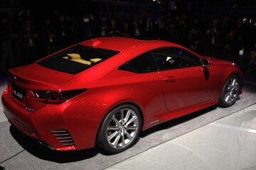 Lexus RC