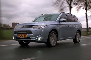 mitsubishi outlander PHEV