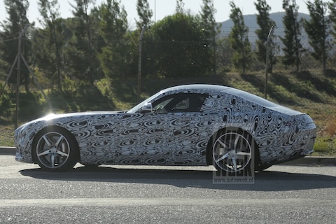 Mercedes AMG GT werpt camouflage af
