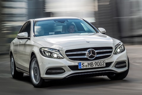 Bedrijfswinst Mercedes flink in de plus