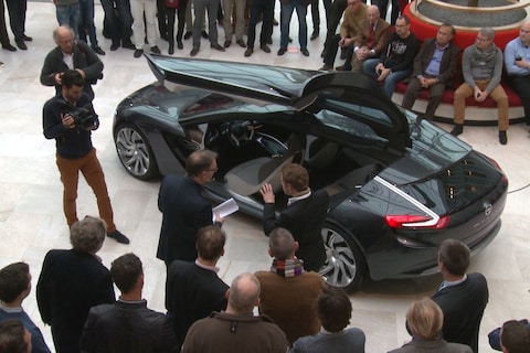 AutoWeek College - Opel's topdesigner Ivo van Hulten