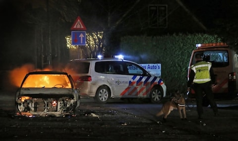 Achtergrond: verzekeringen en vuurwerkschade aan je auto