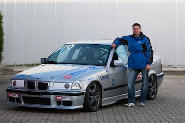 BMW 328i