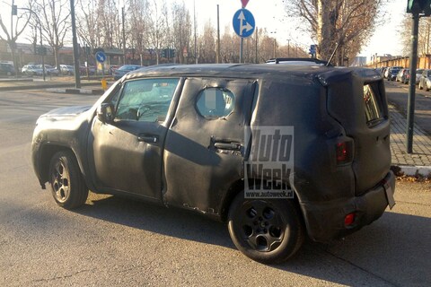 Kleinste Jeep voor het eerst naar buiten