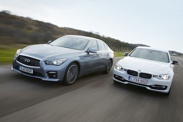 thumb_Q50vs3serie