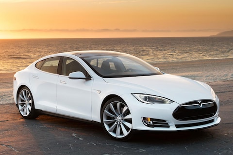Tesla Model S P90D