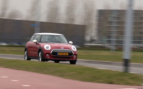 Achteruitkijkspiegel - De koning blieft geen Chinees