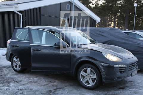 Porsche Cayenne laat gewijzigde neus zien