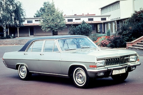 50 jaar grote Opels in Essen