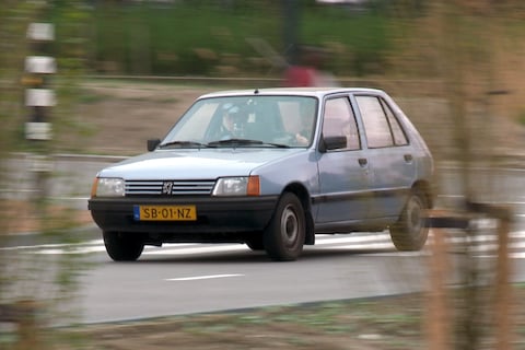 Achteruitkijkspiegel - 'Concepts bouwen kunnen ze wel'