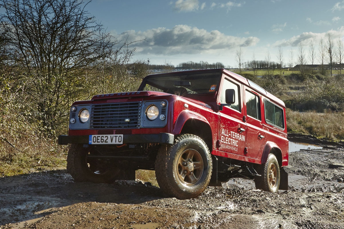 Land Rover Defender Electric