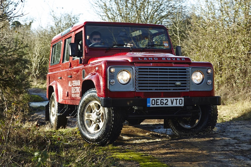 Land Rover Defender Electric