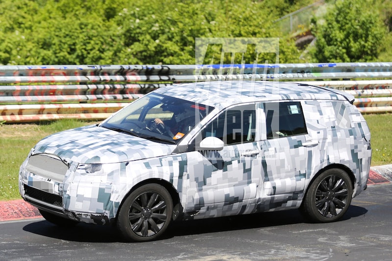 Land Rover Discovery Sport spyshots