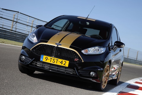 Huurauto à la Hertz: Ford Fiesta ST-H