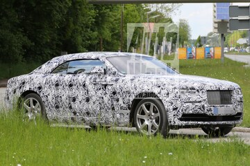 Rolls-Royce Wraith Drophead Coupé spyshots