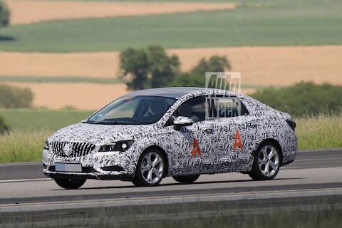 Nieuwe Buick Verano rijdt eerste rondjes