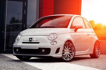 Pogea Racing Abarth 500