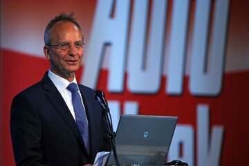 AutoWeek Live opening