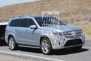 Mercedes GL-klasse spyshots