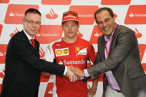 Kimi Räikkönen met Ferrari naar VKV City Racing 20