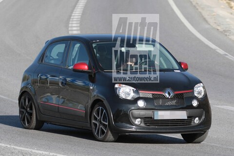 Renault Twingo RS staat te trappelen