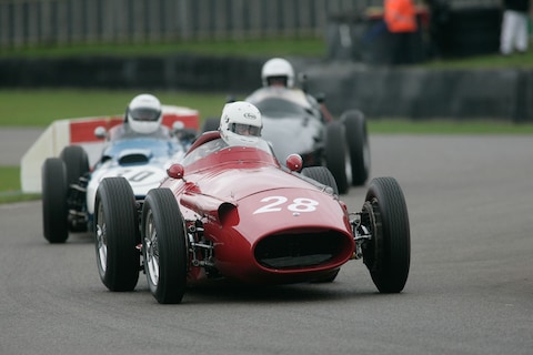 Maserati zet 250F in spotlight op Goodwood Revival