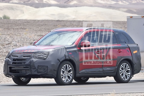 Gefacelifte Mitsubishi Outlander in zweetpak